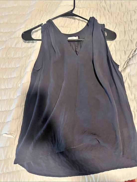 Vince Tops - Women's navy Vince silk top SZ S
